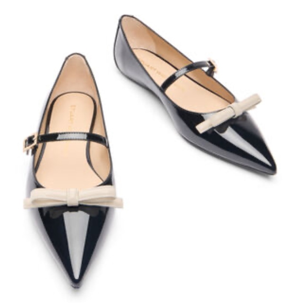 STUART WEITZMAN FELICITY MARY JANE
FLAT in BLACK/CREAM Sz 10 gently used 
$425